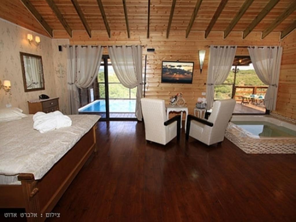 Between Sunrise And Sunset Suites Ya'ara Exterior foto