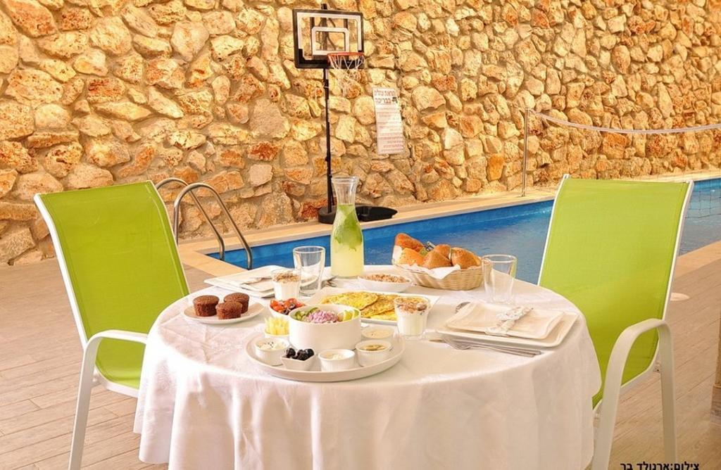 Between Sunrise And Sunset Suites Ya'ara Exterior foto