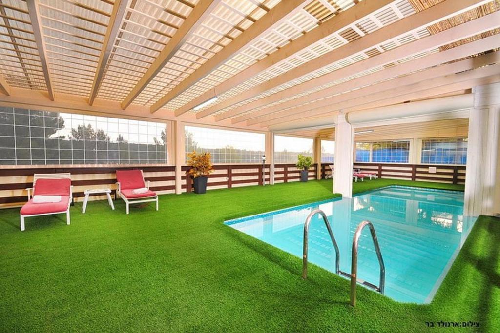 Between Sunrise And Sunset Suites Ya'ara Exterior foto